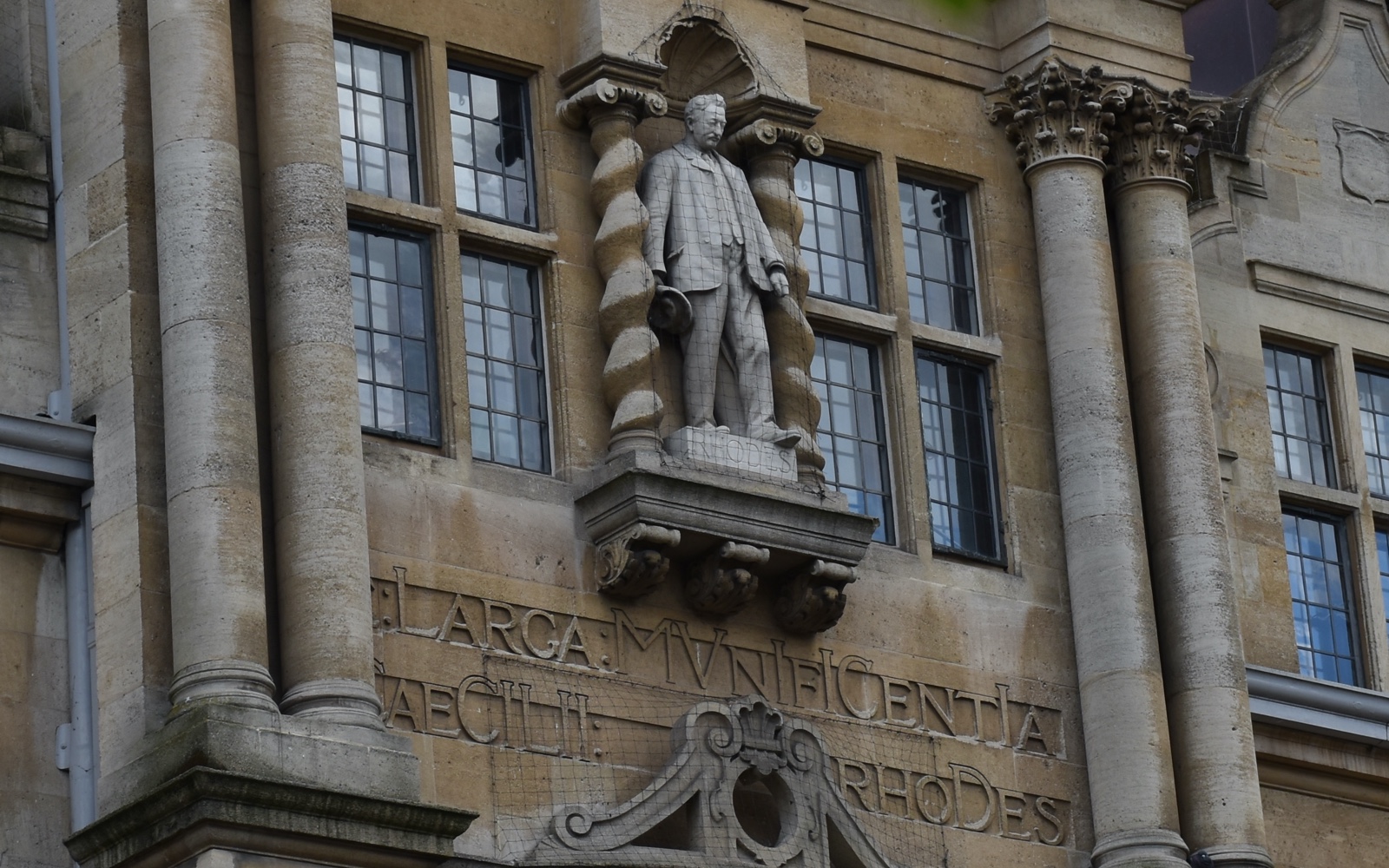 The Statue of Cecil Rhodes, at Oriel College, Oxford - New Naratif