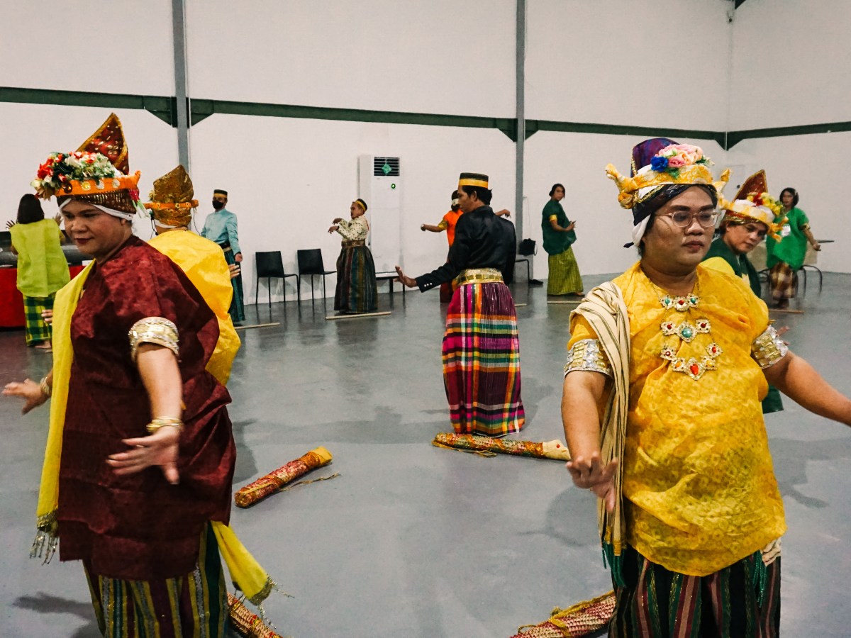 Several Bissu danced in Project Budaya Bone event in 2022. Courtesy of Feby Triadi.